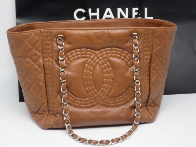 CHANEL(シャネル)の チェーントートバッグをお買い取りしました！ | 新しい出品商品 | 京都 北区 質屋 コレクション・イソベ いそべ質店