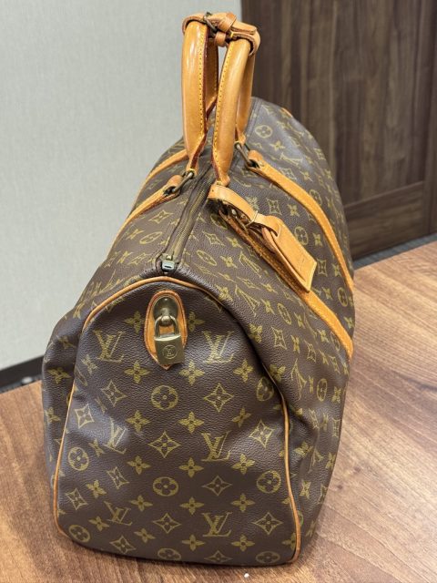 最終価格【訳あり】オールド LOUIS VUITTON モノグラム キーポル45 LOUIS VUITTON ルイ ヴィトン モノグラム キーポル45 旧型をお