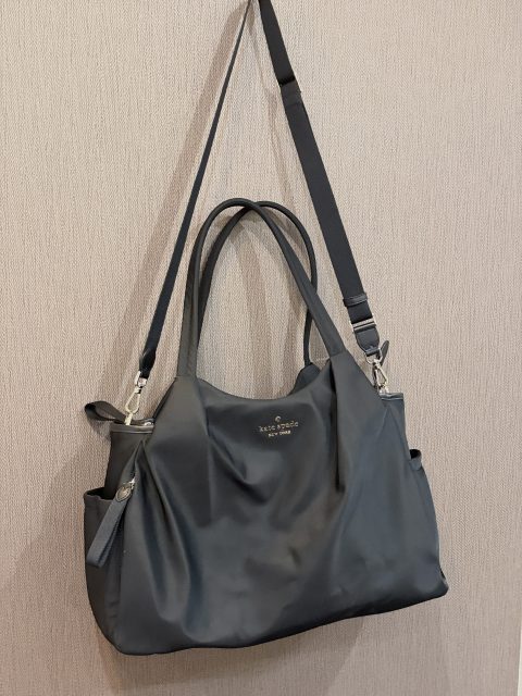 ケイトスペード　２WAYマザーズバッグ　チェルシー ベビーバッグ　おむつ替シート kate spade（ケイト・スペード） おむつ替えシート付き マザーズバッグ